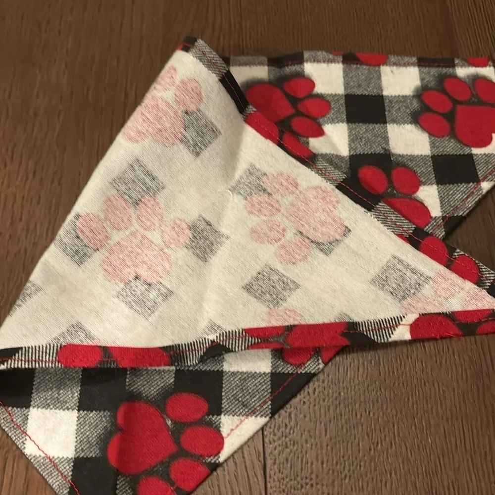 Red and Black Plaid Dog Bandana -1 reversible